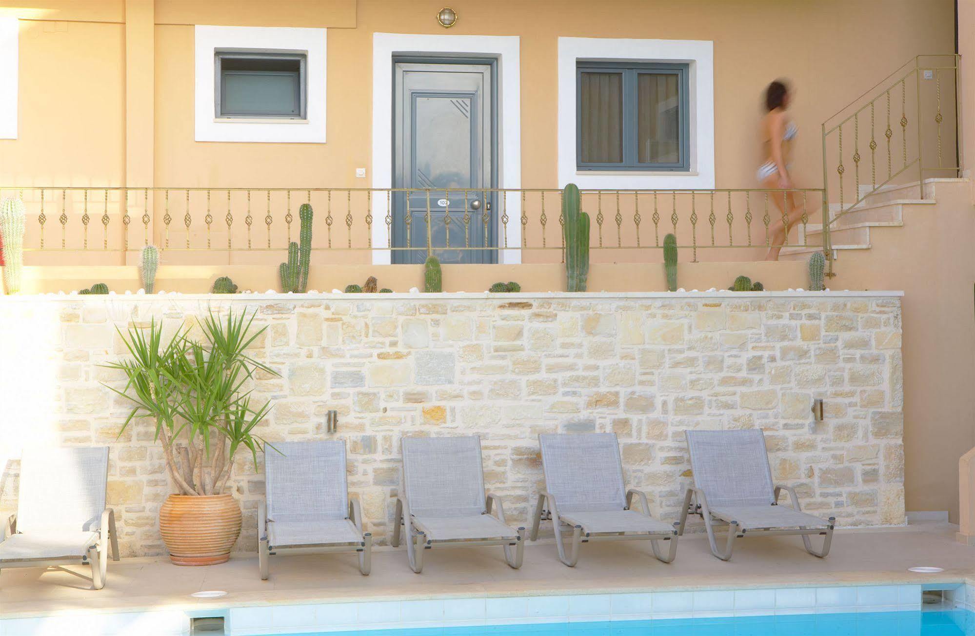 La Stella Suites Platanes  Exterior photo